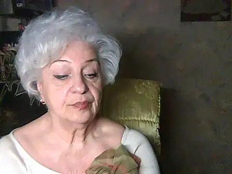 ValeriaKroww online show from May 7, 2026, 7:52 pm