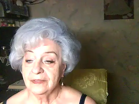 ValeriaKroww online show from July 5, 2026, 6:04 pm