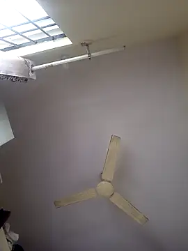 Mathi cam online show from February 10, 2026, 6:06 am