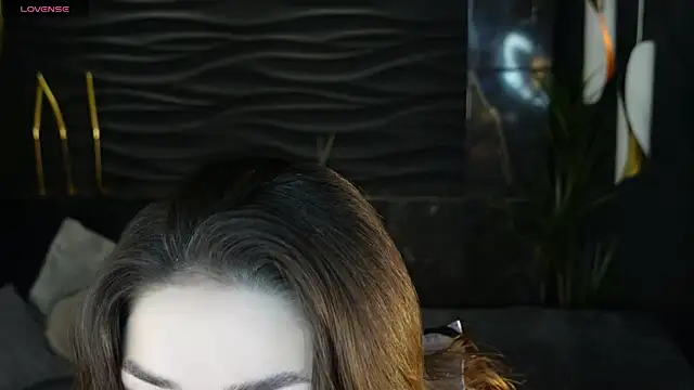 Snapshot of melanie_neal chatting on November 25, 2025, 9:04 pm melanie neal online show from November 25, 2025, 9:04 pm