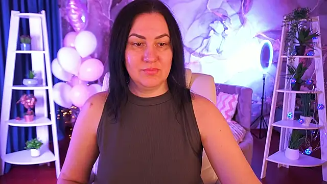 VelvetLuck online show from February 20, 2026, 1:55 pm