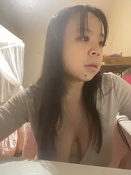 baeezzyy online show from November 4, 2025, 12:54 am