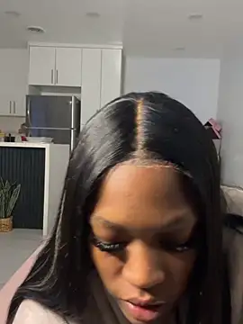 PrincessDreamm online show from May 1, 2026, 12:04 am