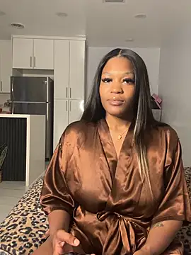 PrincessDreamm online show from May 6, 2026, 12:08 am