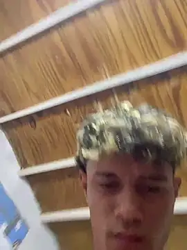 Snapshot of meliodas_23cm chatting on December 21, 2025, 5:03 am meliodas 23cm online show from December 21, 2025, 5:03 am