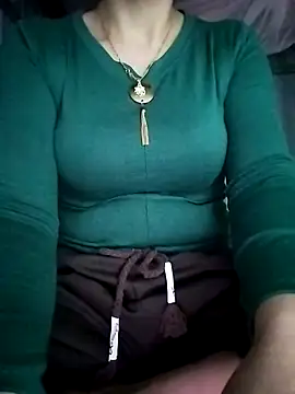 Niramiu online show from November 12, 2025, 11:36 pm