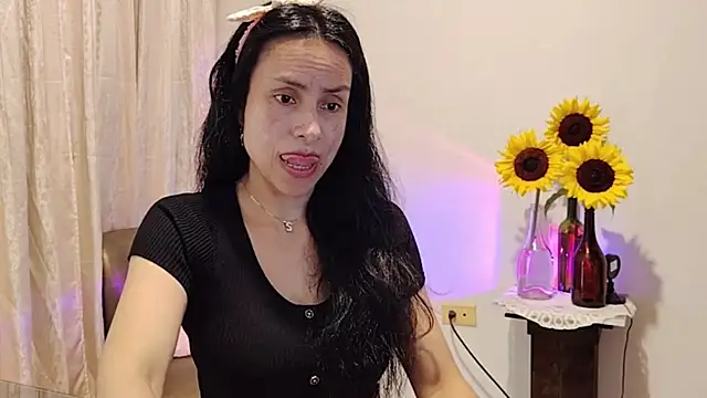 Bella Exhibition online show from January 12, 2026, 7:30 pm