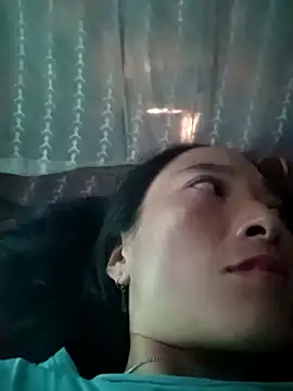 oanh-oanhbay online show from November 16, 2025, 1:17 pm