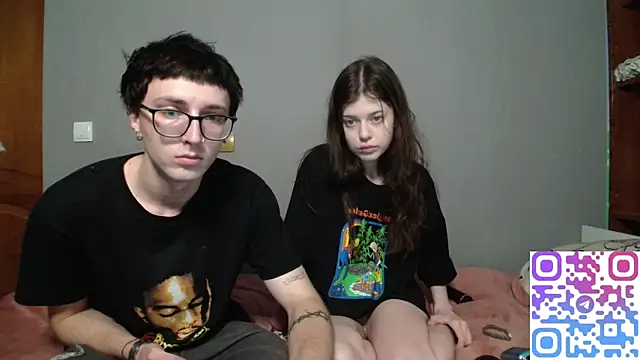 Snapshot of t_files_x chatting on November 14, 2025, 3:16 am t files x online show from November 14, 2025, 3:16 am