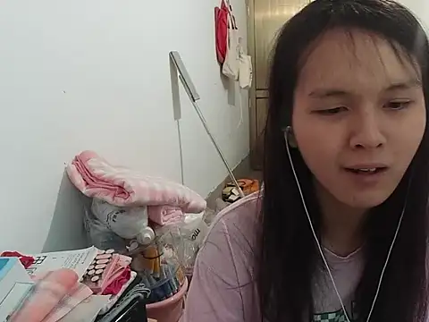 Snapshot of RebelAura chatting on July 12, 2026, 10:56 pm RebelAura online show from July 12, 2026, 10:56 pm