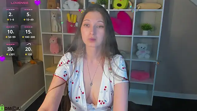 Snapshot of Ella_Burns chatting on June 2, 2026, 4:20 pm Ella Burns online show from June 2, 2026, 4:20 pm
