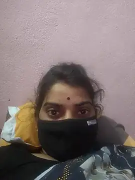 Tamanna hot online show from November 22, 2025, 3:11 pm