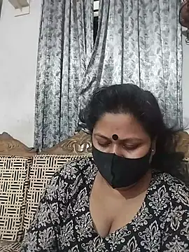 Snapshot of munni-506 chatting on July 15, 2026, 6:35 pm munni-506 online show from July 15, 2026, 6:35 pm