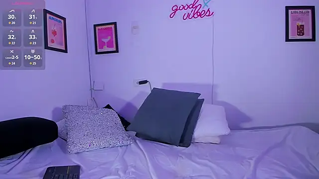 Ameliel1 online show from December 16, 2025, 4:01 pm