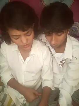 Freakingromance online show from February 4, 2026, 6:41 am