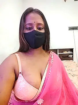 Snapshot of LoveLy-Soneya chatting on December 22, 2025, 11:02 pm LoveLy-Soneya online show from December 22, 2025, 11:02 pm