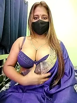 Snapshot of LoveLy-Soneya chatting on March 25, 2026, 10:10 am LoveLy-Soneya online show from March 25, 2026, 10:10 am