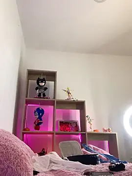 violettabond online show from February 3, 2026, 12:10 pm