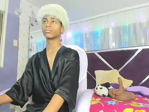 Snapshot of Santy_bigcock_01 chatting on November 9, 2025, 2:15 pm Santy bigcock 01 online show from November 9, 2025, 2:15 pm