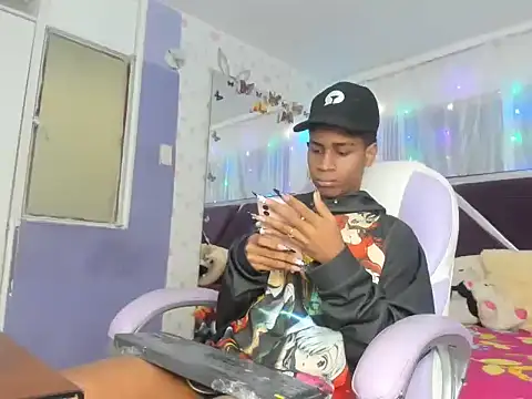 Snapshot of Santy_bigcock_01 chatting on November 21, 2025, 3:11 pm Santy bigcock 01 online show from November 21, 2025, 3:11 pm