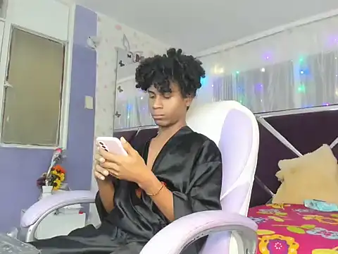 Santy bigcock 01 online show from January 9, 2026, 2:53 pm