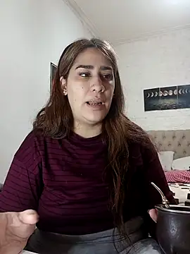 Snapshot of nahiarabiel33 chatting on August 1, 2026, 7:35 pm nahiarabiel33 online show from August 1, 2026, 7:35 pm