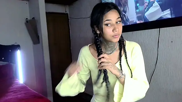 lyam ebony  online show from March 19, 2026, 6:01 pm