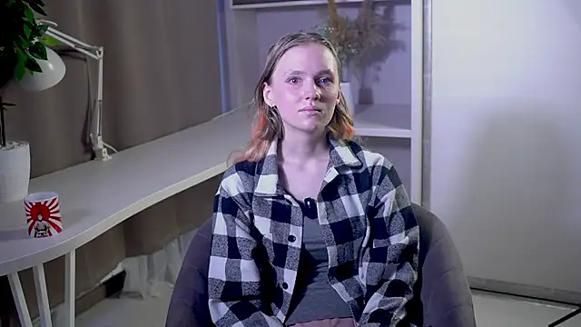 Snapshot of SueSasportas chatting on November 6, 2025, 3:29 am SueSasportas online show from November 6, 2025, 3:29 am