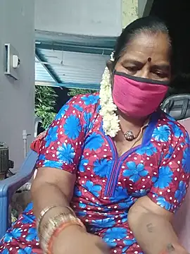 Snapshot of savithasree chatting on July 1, 2026, 4:29 pm savithasree online show from July 1, 2026, 4:29 pm