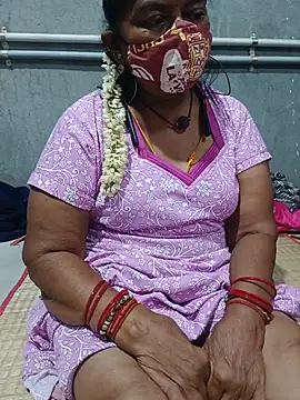 Snapshot of savithasree chatting on July 8, 2026, 8:57 pm savithasree online show from July 8, 2026, 8:57 pm