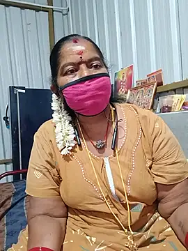 Snapshot of savithasree chatting on July 31, 2026, 5:23 pm savithasree online show from July 31, 2026, 5:23 pm