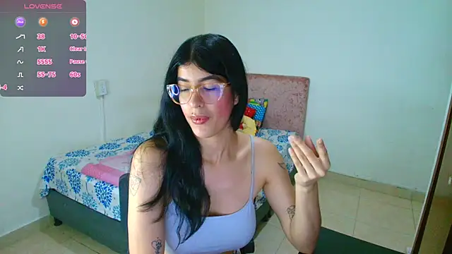 Kassandra 0304 online show from May 2, 2026, 12:21 pm