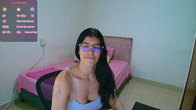 Snapshot of Kassandra_0304 chatting on May 21, 2026, 1:01 am Kassandra 0304 online show from May 21, 2026, 1:01 am