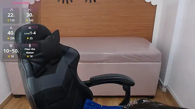 scarlett percy t online show from March 12, 2026, 7:42 pm