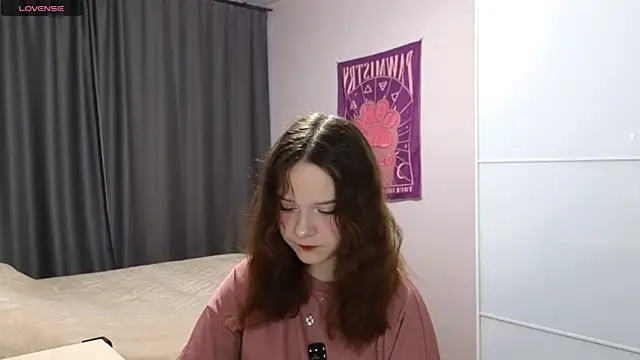 AlissaGerardo online show from June 8, 2026, 2:23 am