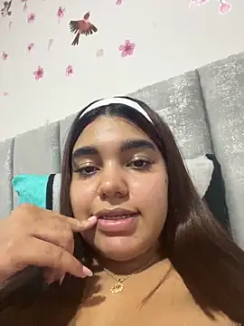 Snapshot of Anny_arango1 chatting on May 11, 2026, 3:45 am Anny arango1 online show from May 11, 2026, 3:45 am