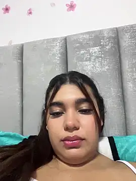 Snapshot of Anny_arango1 chatting on May 18, 2026, 4:07 am Anny arango1 online show from May 18, 2026, 4:07 am
