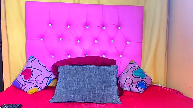 Snapshot of Prettybrowngirl chatting on November 13, 2025, 5:56 pm Prettybrowngirl online show from November 13, 2025, 5:56 pm