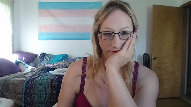 Snapshot of Savanah_Banana_ chatting on June 5, 2026, 8:14 pm Savanah Banana online show from June 5, 2026, 8:14 pm