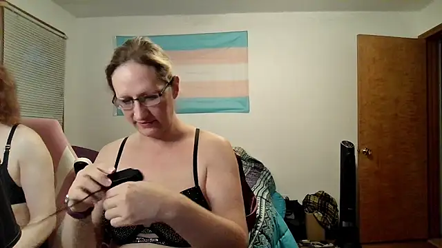 Snapshot of Savanah_Banana_ chatting on June 6, 2026, 10:31 am Savanah Banana online show from June 6, 2026, 10:31 am