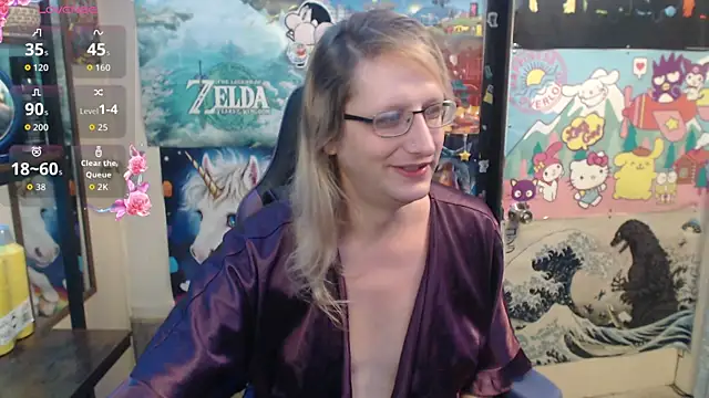 Savanah Banana  online show from July 17, 2026, 9:49 am