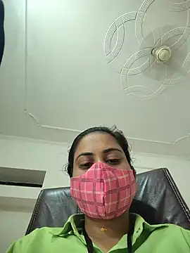 Isha kumari 69 online show from June 13, 2026, 10:24 am