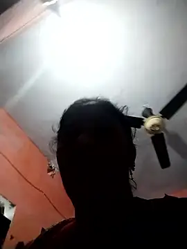 Snapshot of Hami705 chatting on November 9, 2025, 3:27 am Hami705 online show from November 9, 2025, 3:27 am