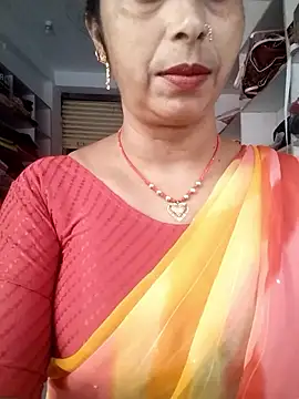 Snapshot of Hami705 chatting on November 12, 2025, 7:09 am Hami705 online show from November 12, 2025, 7:09 am