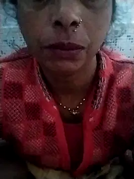 Snapshot of Hami705 chatting on November 13, 2025, 2:32 am Hami705 online show from November 13, 2025, 2:32 am