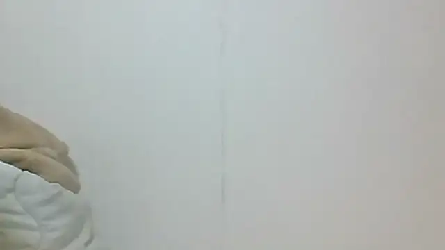 Snapshot of hiroto11058 chatting on February 22, 2026, 12:36 pm hiroto11058 online show from February 22, 2026, 12:36 pm