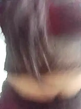 sanjana077 online show from December 3, 2025, 6:32 am