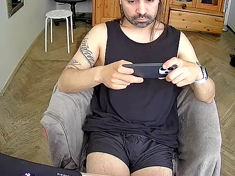 CharlyHemax online show from April 20, 2026, 10:07 am