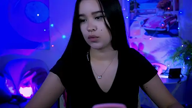 Snapshot of AnnaGarcias_ chatting on November 14, 2025, 12:37 pm AnnaGarcias online show from November 14, 2025, 12:37 pm