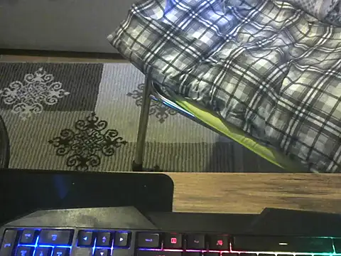 Snapshot of ellsaBunny chatting on November 19, 2025, 2:50 pm ellsaBunny online show from November 19, 2025, 2:50 pm